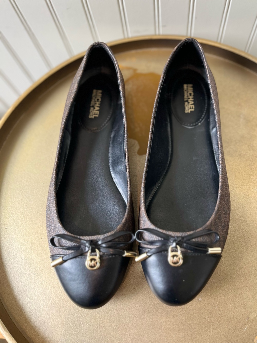 MICHAEL MICHAEL KORS MELODY CAP TOE BALLET FLATS. BROWN/BLACK. SIZE: 6.5. EUC